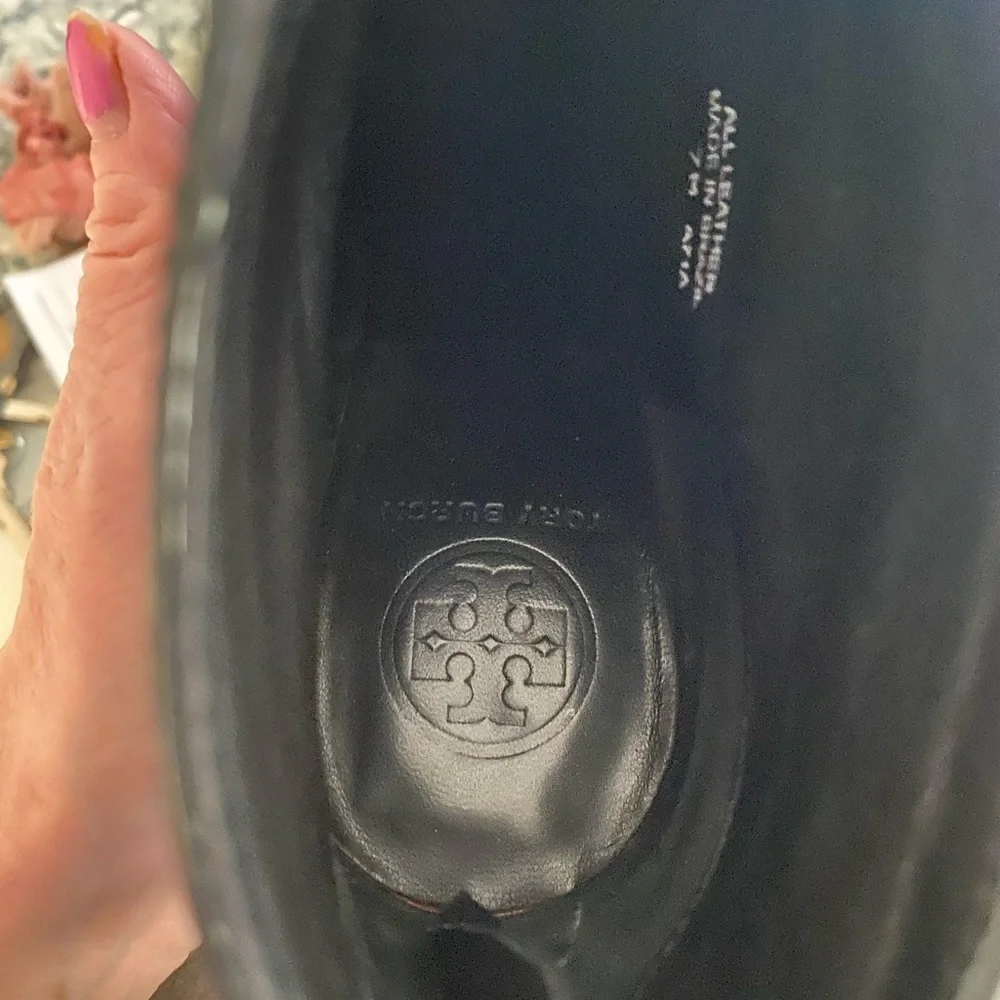 Tory Burch Suede & Patent Leather Heeled Booties – Size 7